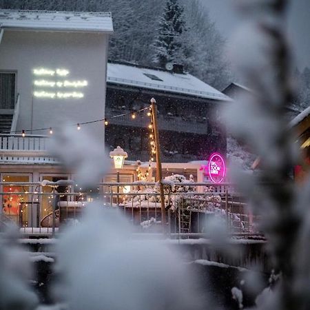 Das Schoene Leben Pop-Up Hotel Hornberg Exterior photo